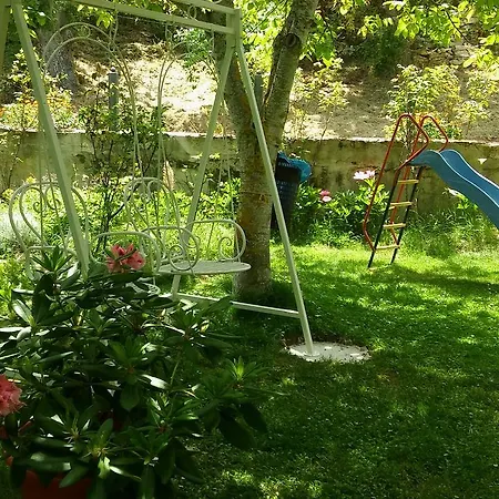 Guest house Fuentetrigo 3*